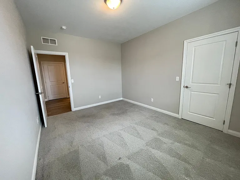 14304 Wexford Dr — Photo 10