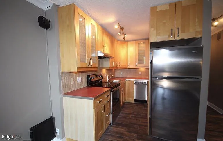 6800 Fleetwood Rd #214 — Photo 7