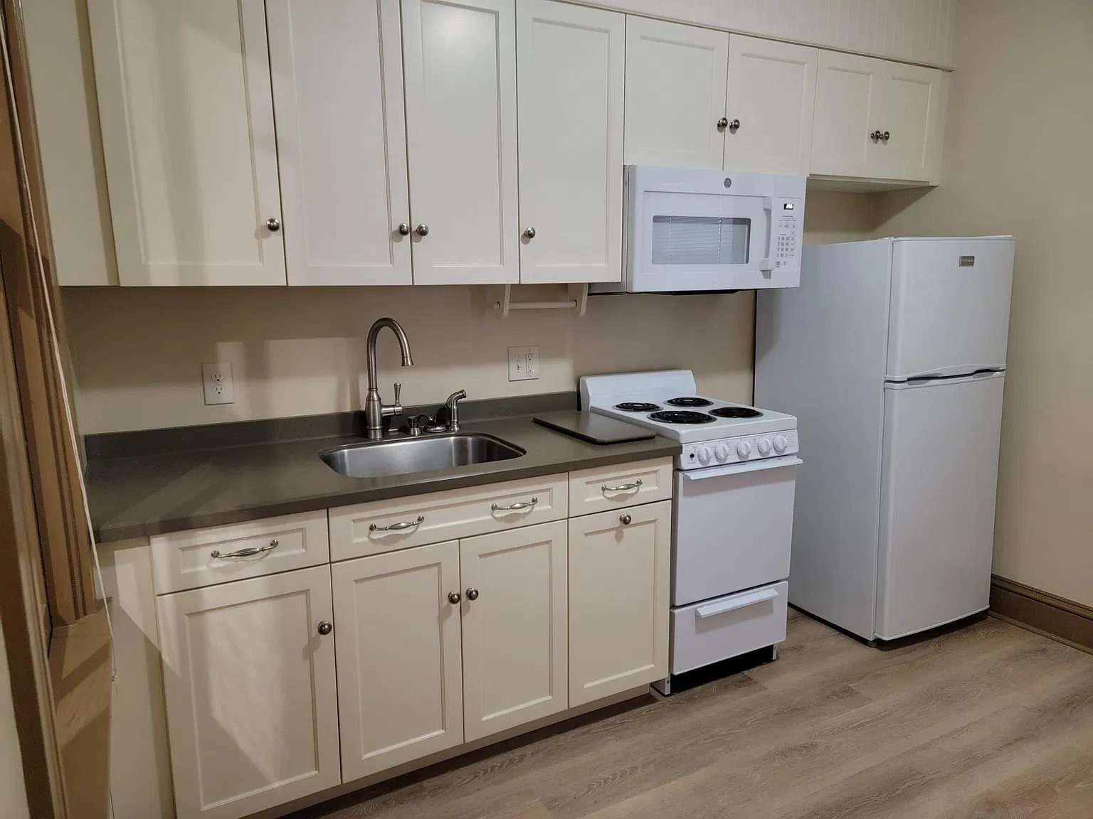 1 bed, $1,195 — Photo 3