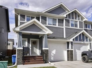 135 Reunion Loop NW, Airdrie, AB T4B4J6