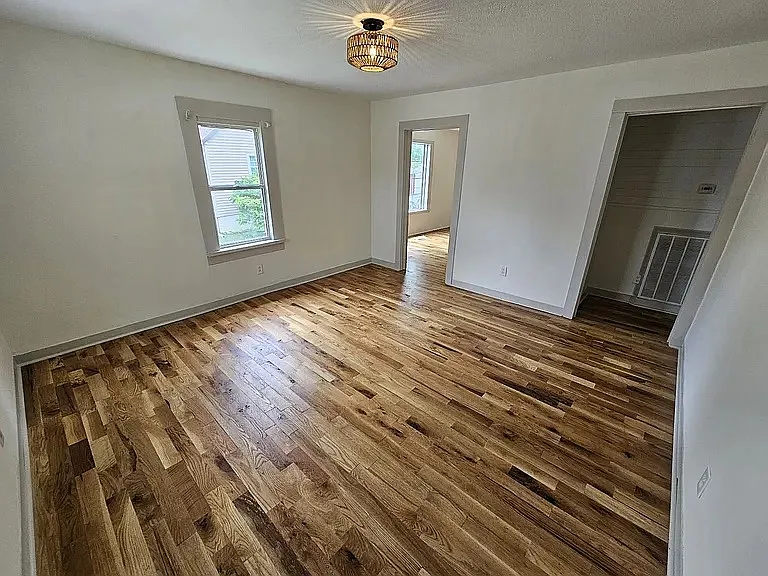 205 King St — Photo 6