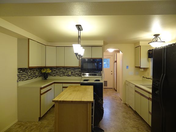 5th image of 12606 112th Ave E #31