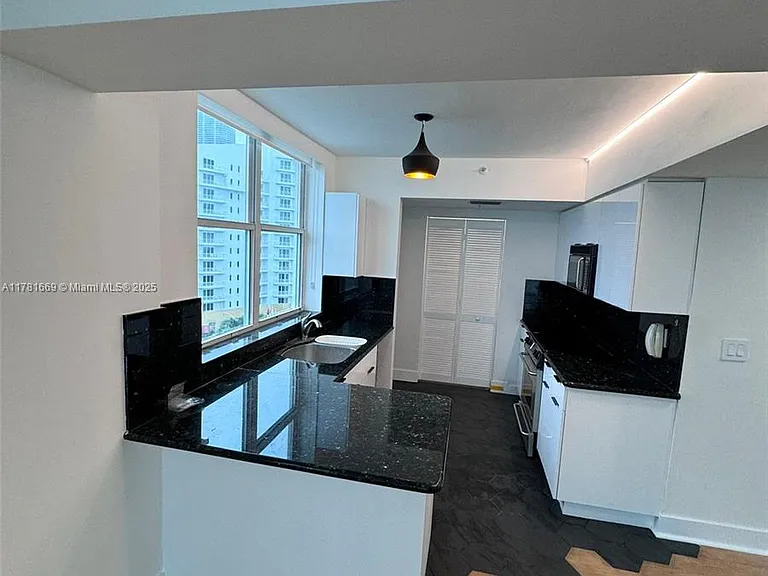 800 Claughton Island Dr #1205 — Photo 28