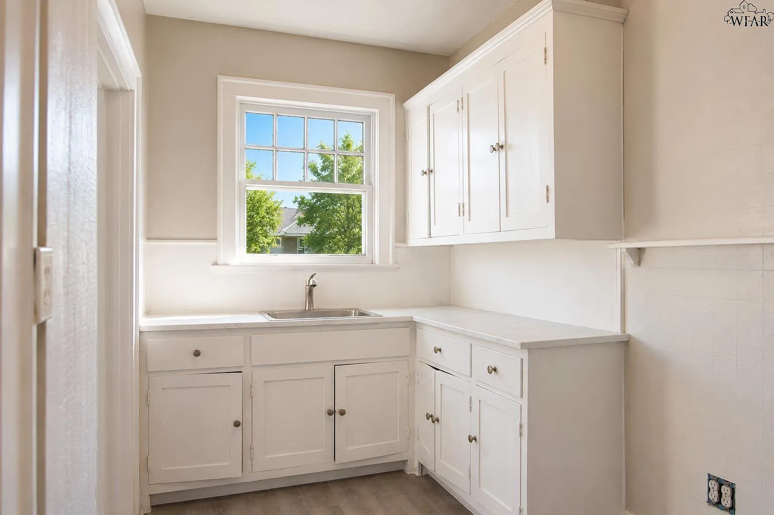 1 bed, 1.0 bath, 756 sqft, $1,100 — Photo 4