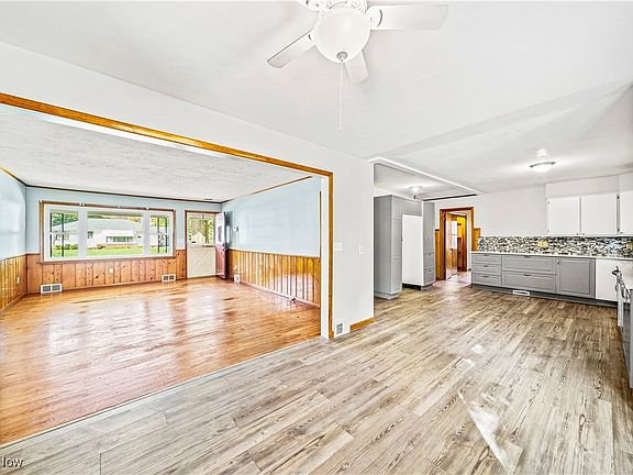 5th image of 1024 Norwood Dr