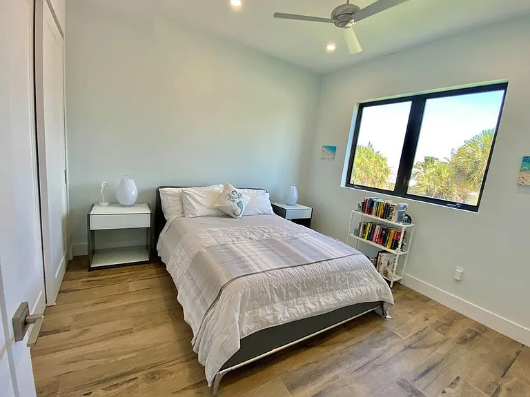 348 Balboa St — Photo 36