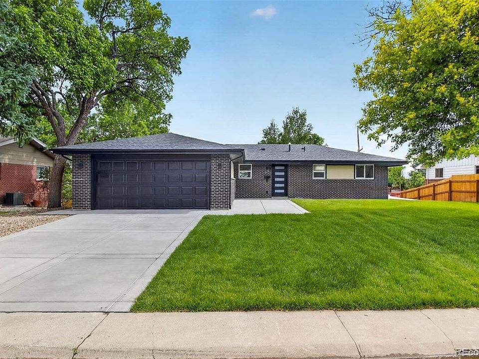 1st image of 8714 W 67th Place