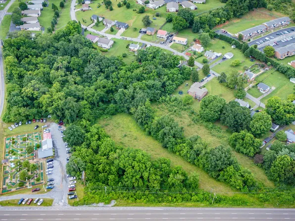 W Stone Dr, Kingsport, TN 37660