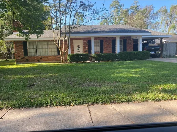 808 Highpoint Dr, Alexandria, LA 71303