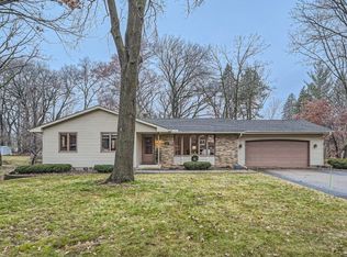 4851 Nottingham Pl, Shoreview, MN 55126