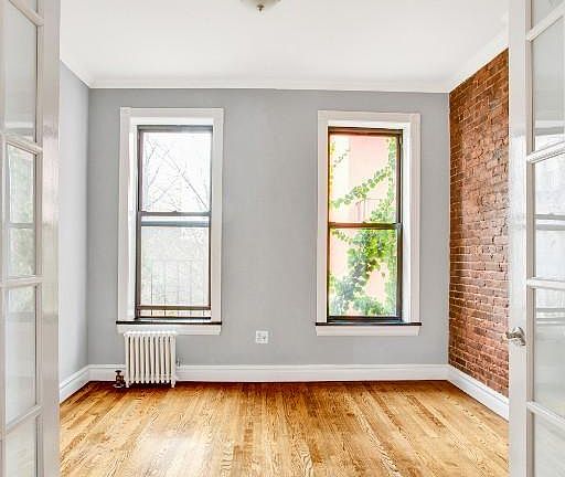3rd image of 724 10th Ave APT 4A
