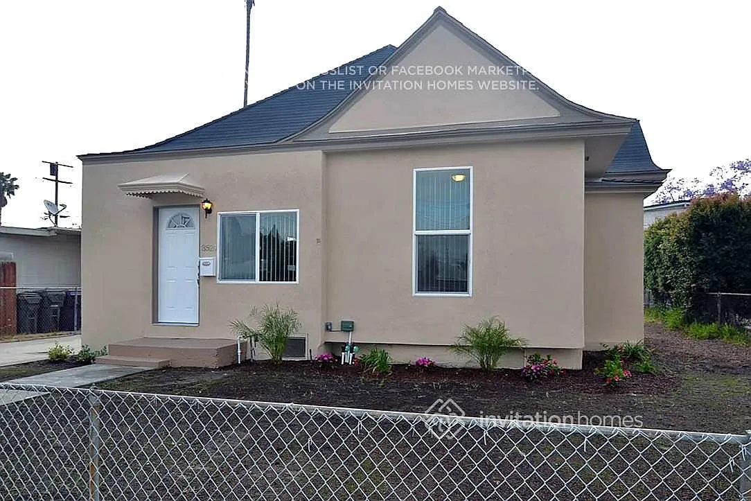 3524 Baltic Ave Long Beach, CA 90810 — Photo 2