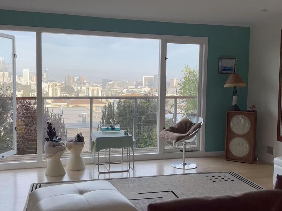 1st image of 60-60 Encanto Ave