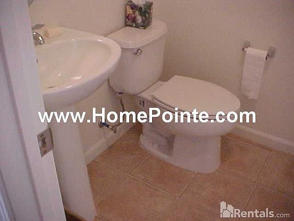 3rd image of 1810 Dante Cir