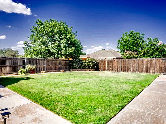 4th image of 1900 Gladewood Dr