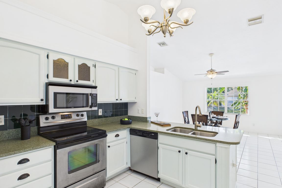 next background image