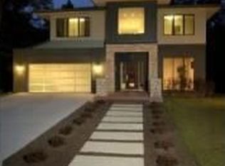 537 Riverview Dr, Ann Arbor, MI 48104