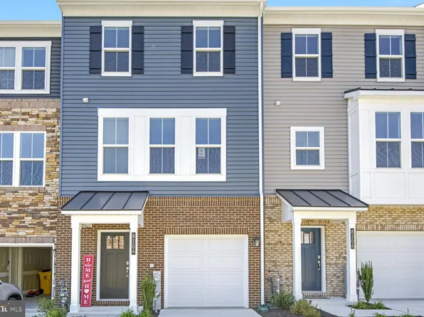 8204 Longford Rd, Millersville, MD 21108