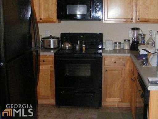 2nd image of 2586 Capella Cir SW