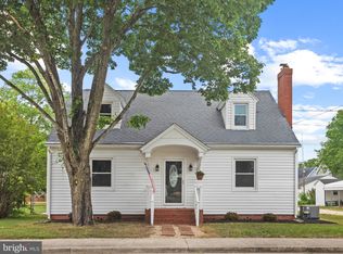 304 N Main St, Hebron, MD 21830