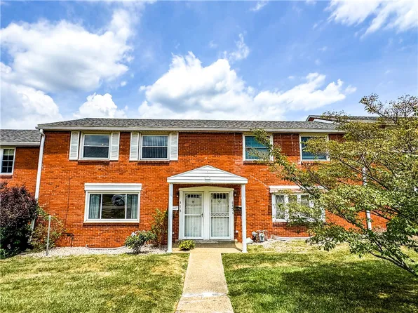 373 Macassar Dr, Pittsburgh, PA 15236