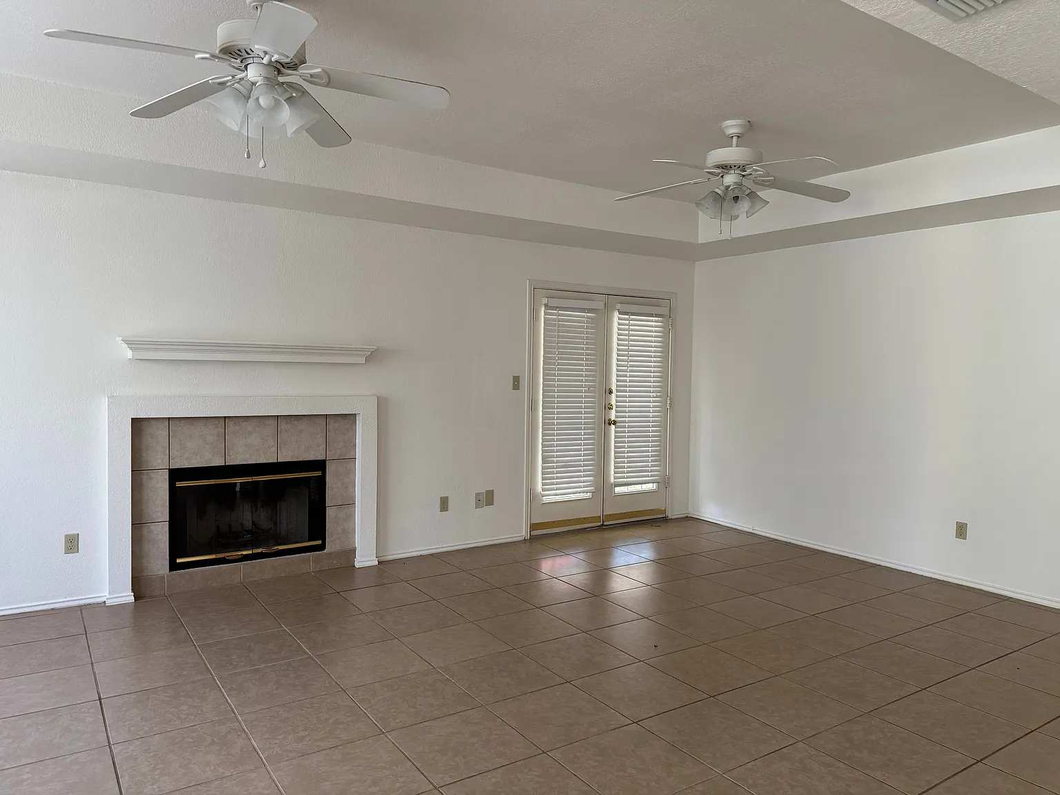 3 bed, 1576 sqft, $1,750 — Photo 3