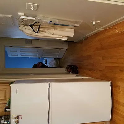 Rented by Chartwell Manhattan Realty | media 4