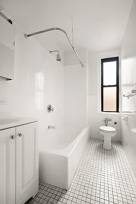 Rented by Cooper & Cooper Real Estate | media 11