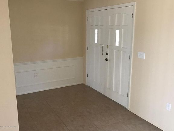 3rd image of 9263 Dunkirk Rd