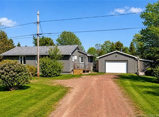 19 Des Lauriers Rd, Beaubassin East, NB E4P7G8