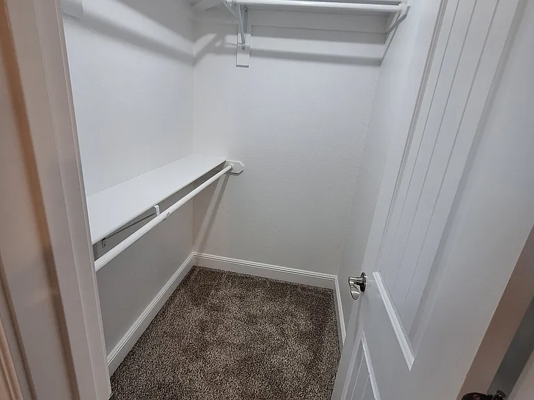 2111 S Connor Ave — Photo 7