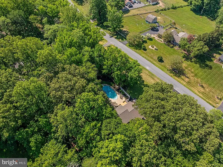 284 Sigma Dr — Photo 65