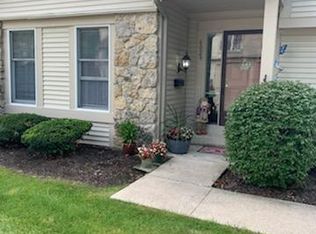 6029 Sawmill Woods Dr, Fort Wayne, IN 46835