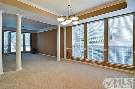 5th image of 4536 Chesterwood Dr