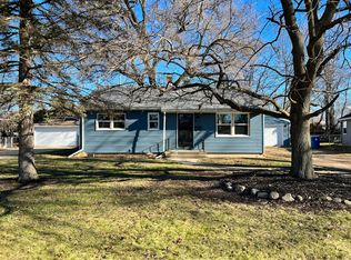 208 N Moorland Dr, Battle Creek, MI 49015