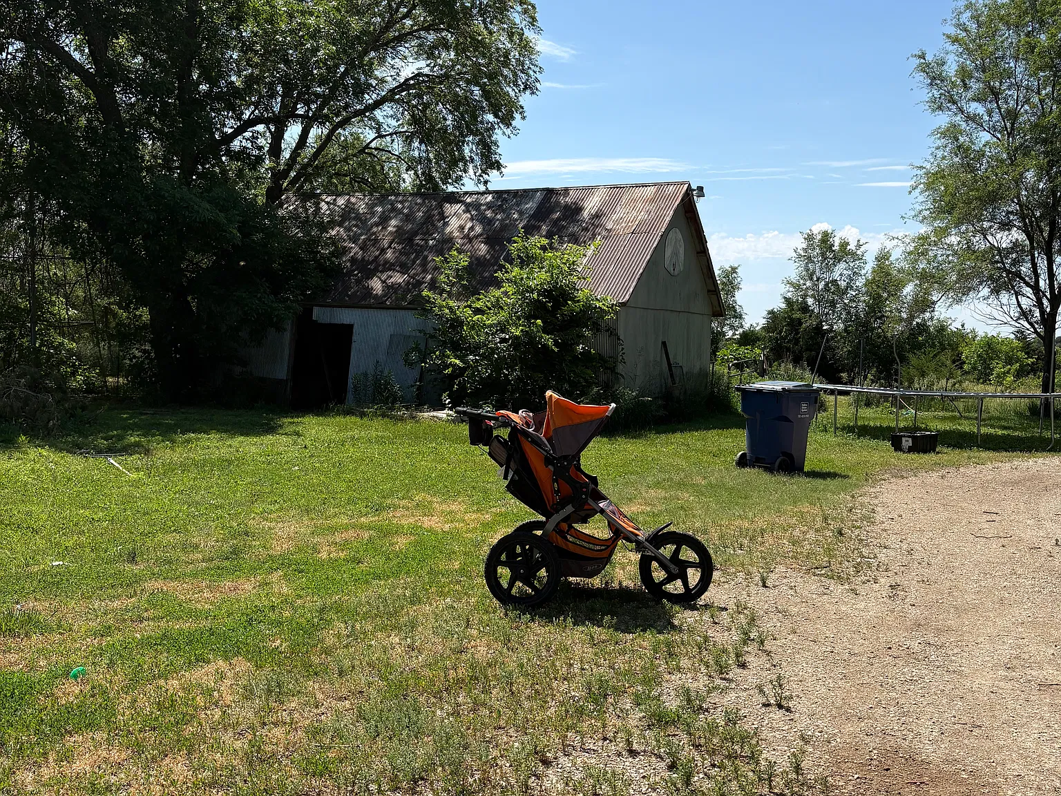 4 bed, 1000 sqft, $1,400 — Photo 4