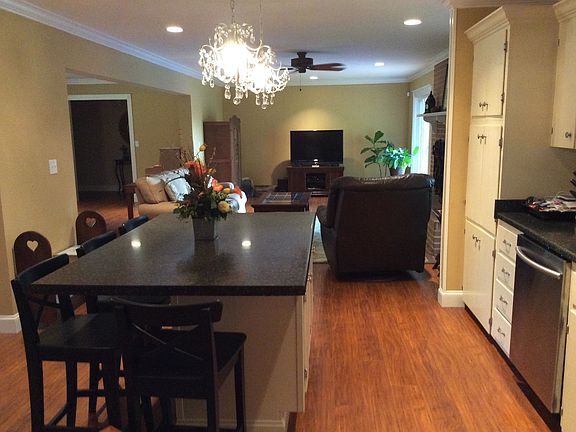 5th image of 103 Dogwood Cir