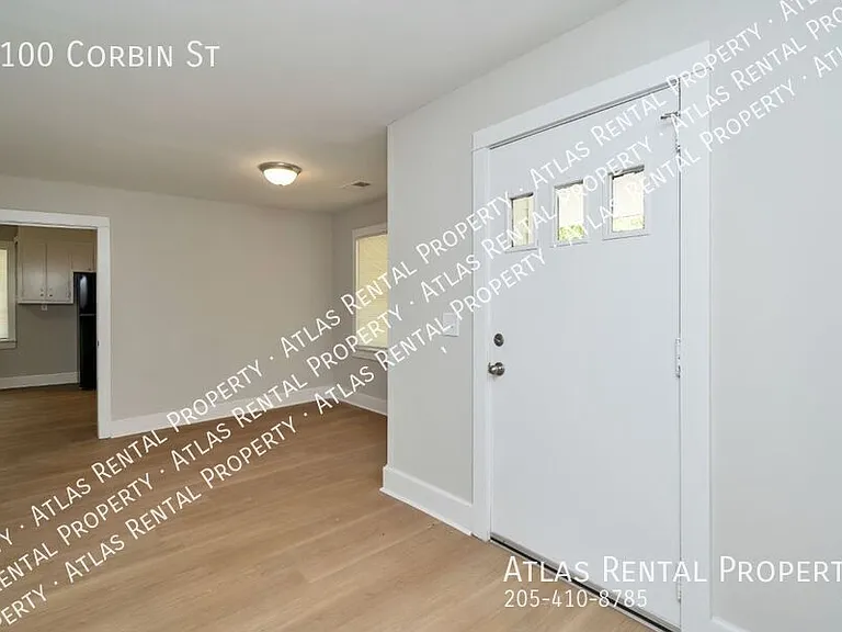 1100 Corbin St — Photo 6