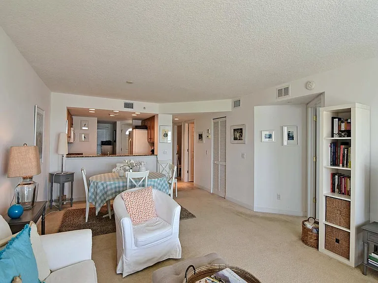 2700 Ocean Dr #403 — Photo 10