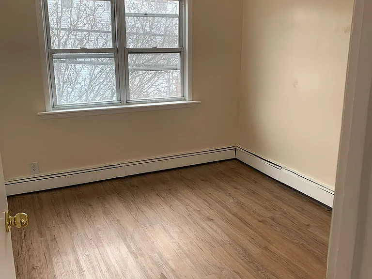 381 Lanza Ave #2F-4 — Photo 7