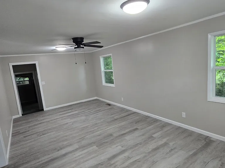 503 Courtland Ave #1 — Photo 2