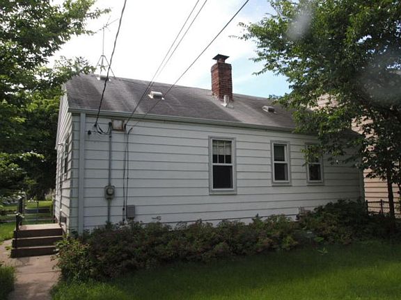 2nd image of 4622 Emerson Ave N