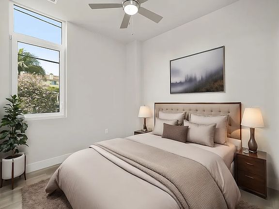 4th image of 321 Ivy St #206