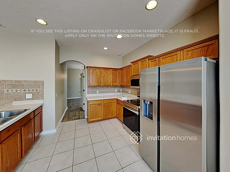 10311 Avelar Ridge Dr — Photo 6