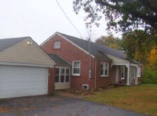 11247 Old Halls Ferry Rd, Saint Louis, MO 63136