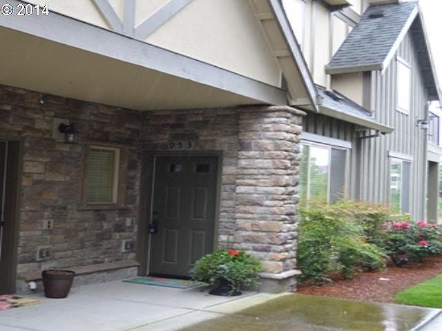 1st image of 953 NW Wheelock Pl
