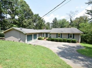 1216 Covie Dr, Dalton, GA 30720
