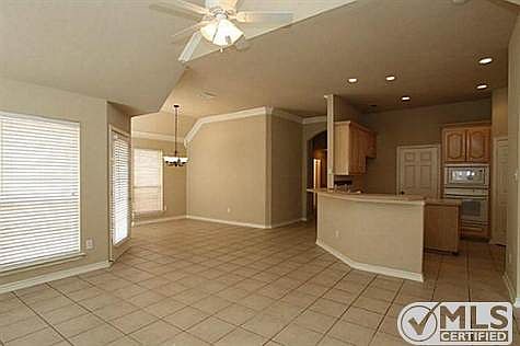 3rd image of 7112 Aspen Creek Ln