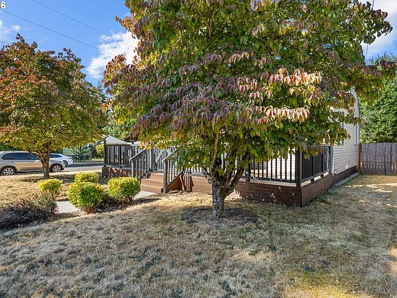 5th image of 2641 SE 81st Ave
