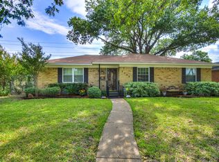 5308 Urban Crest Rd, Dallas, TX 75227